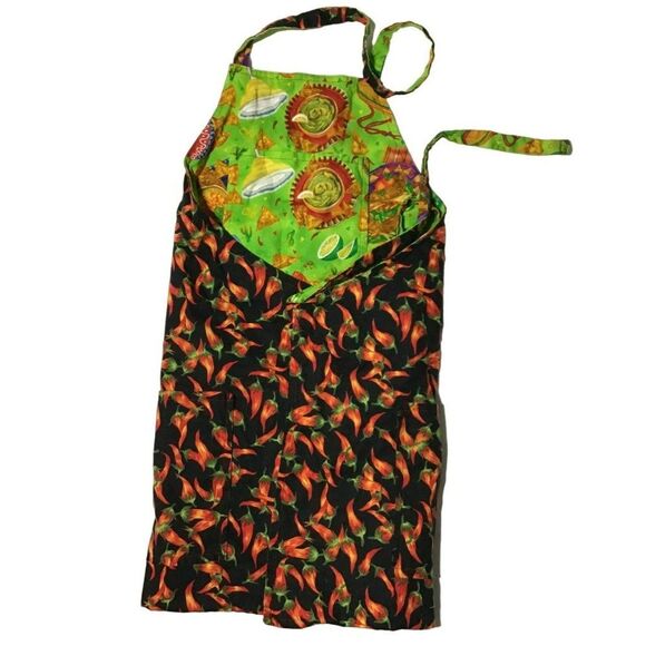 Reversible Chili Pepper Apron with Pocket - Picture 3 of 4